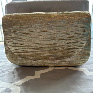 La Regale Clutch/Shoulder Purse